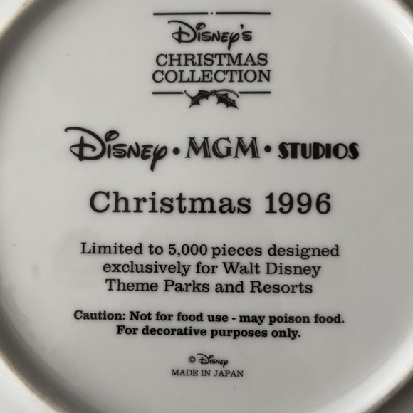 * Disney Vintage Christmas Collection 1996 ALICE IN WONDERLAND Collectible Plate - Picture 5 of 5